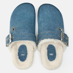 ✨Host Pick ✨ZARA DENIM BLUE TEDDY CLOGS SZ US 10